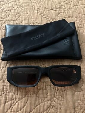Quay Good Time Sunglasses NWOT